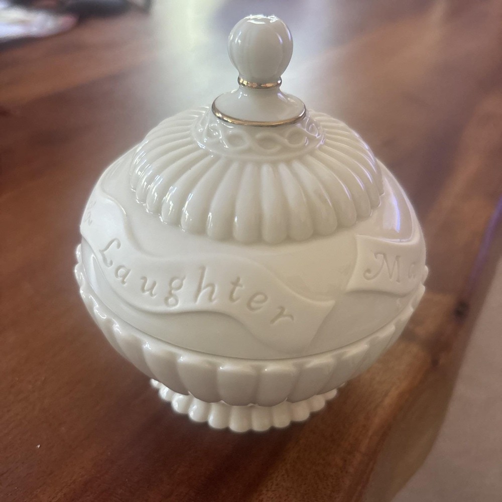 Memories Music Box Lenox May Today's Gifts Be Joy & Laughter Plays